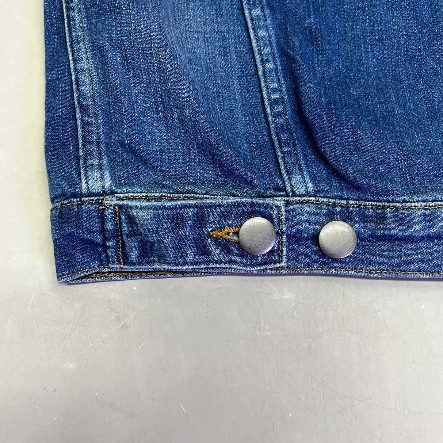 FRAME DENIM Button Cuffs Soft Jacket Women's Sz M Medium Blue Wash