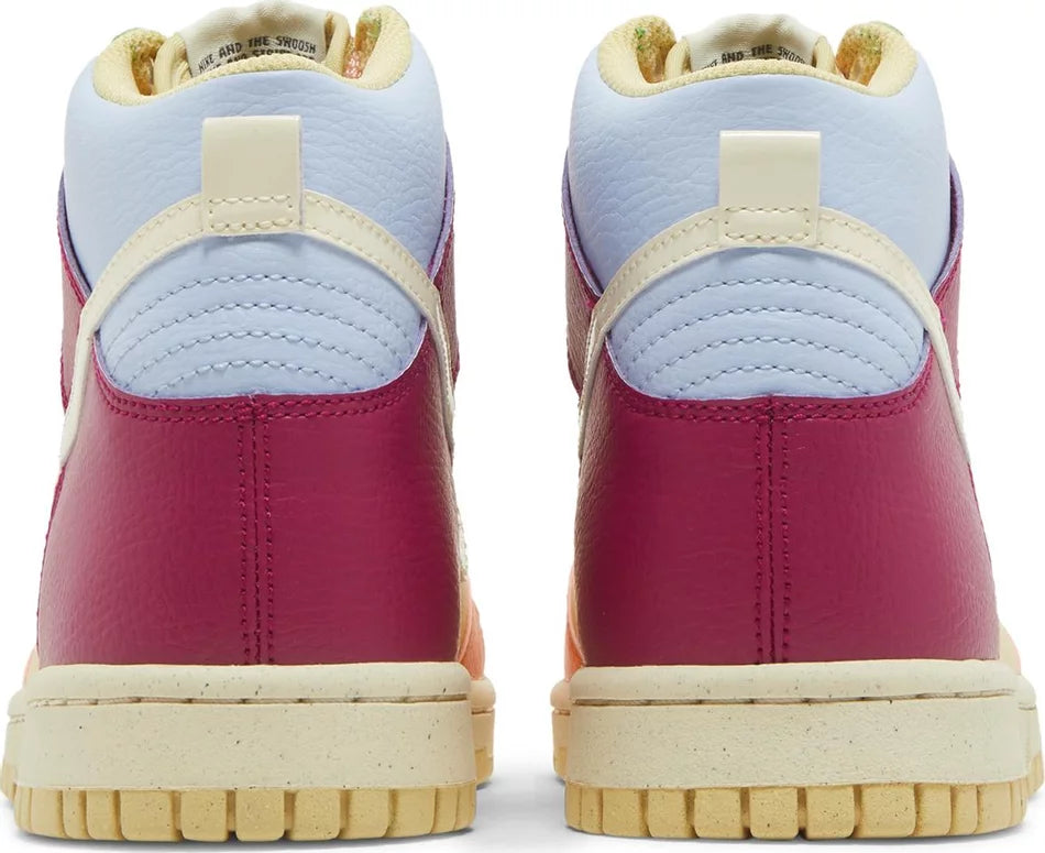 Nike Dunk High Dynamic Berry SIZE 5.5Y / 7W New