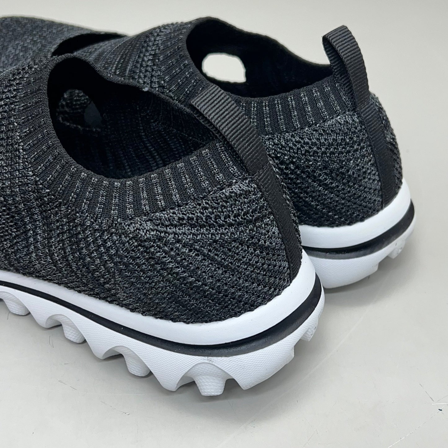 PROPET TravelActiv Avid Knit Shoe Women's Sz 9 W(D) Black WAT064MMBLKW-09