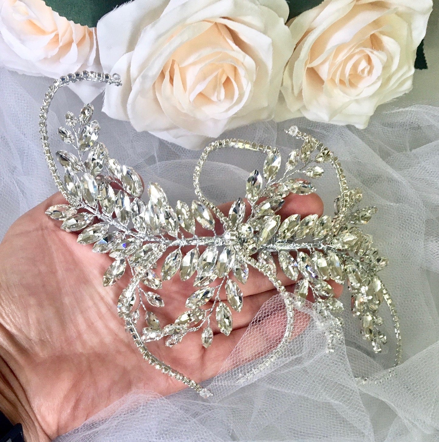 "Dacia" - 1920s Style Silver Bridal Hair Accessory
