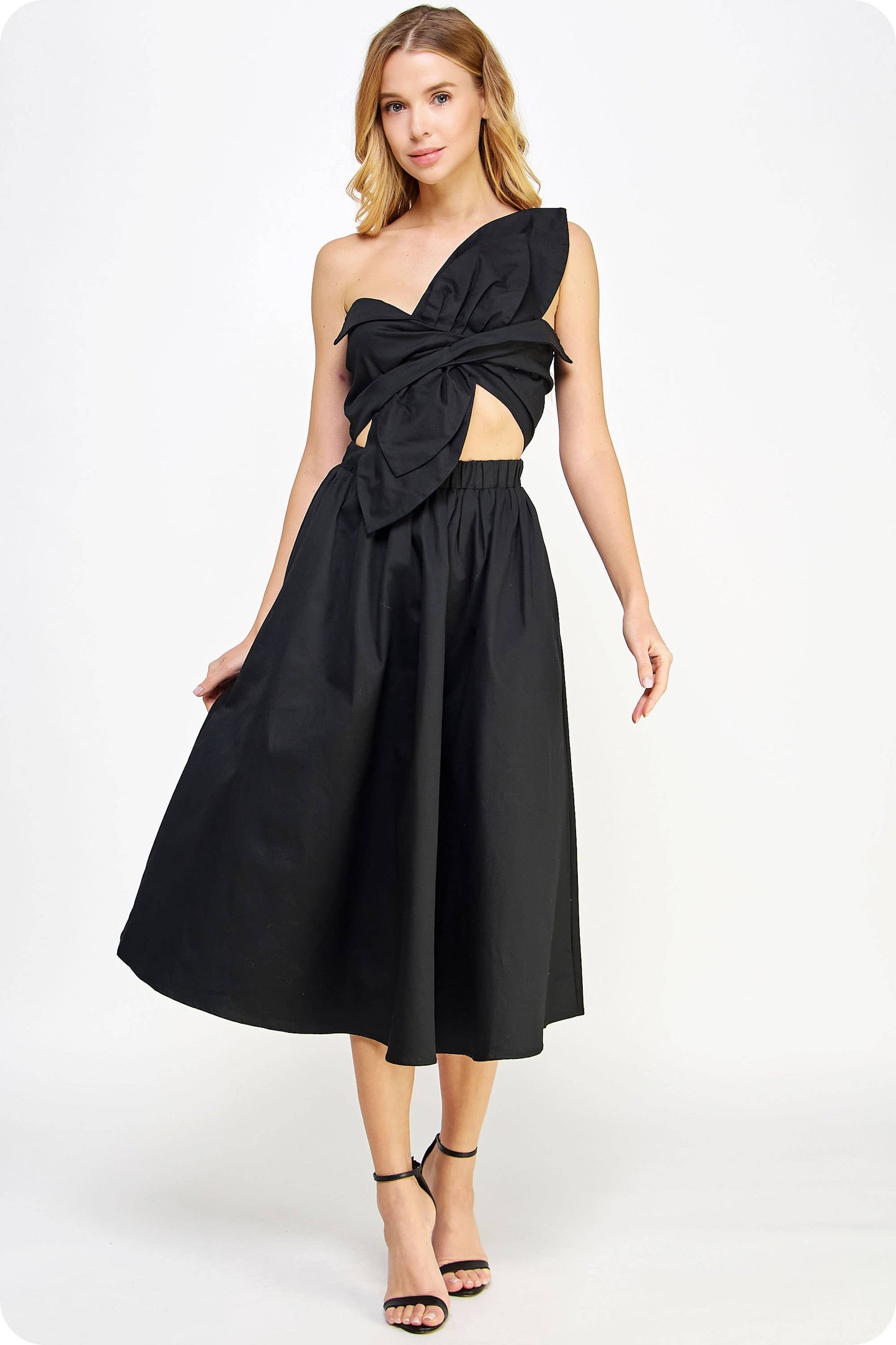 Knotted Bow Dress in color options