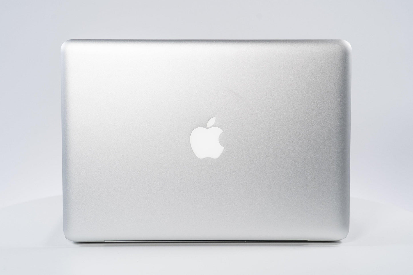 Apple MacBook Pro (15-inch Late 2011) 2.2 GHz intel i7-2675QM 8GB RAM 512GB SSD (Silver)