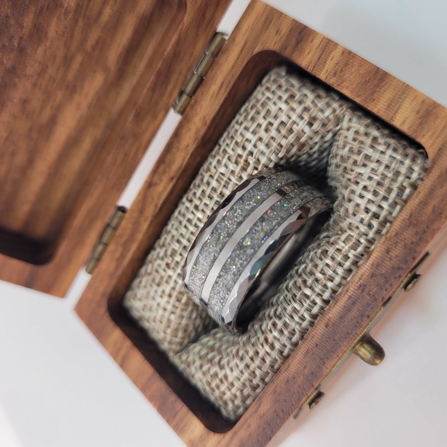 The "Starlight Memorial Ring"