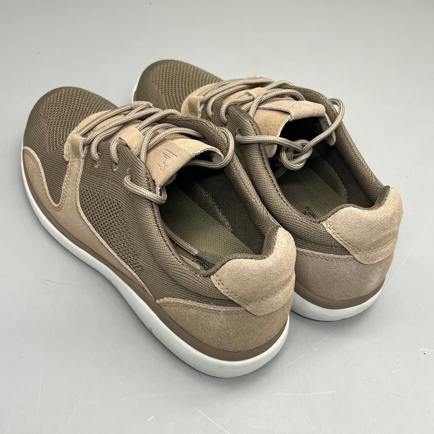 PROPET Sarah Sneaker Ortholite/Diabetic Friendly Women's Sz 8 X(2E) Flax WCA062M