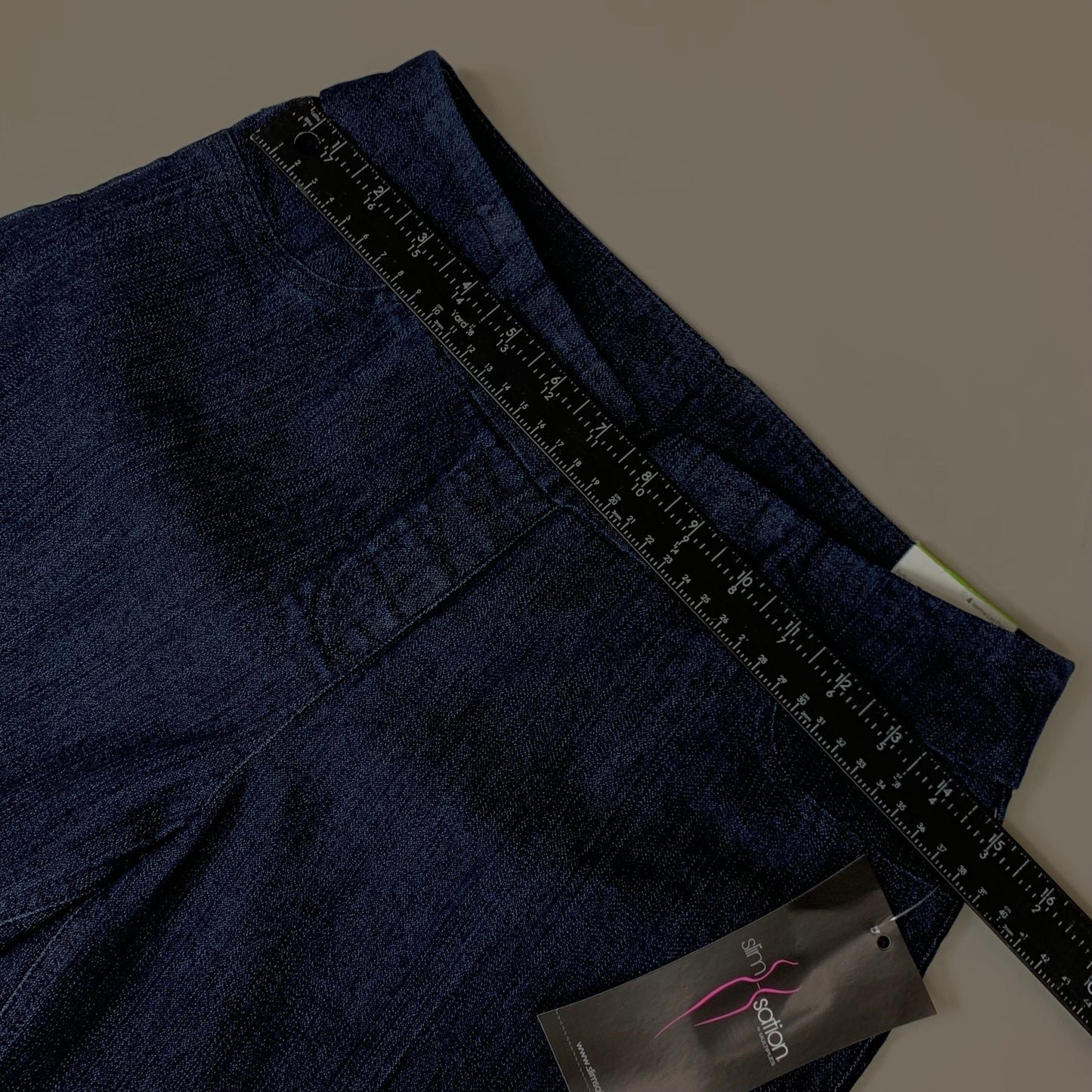 MULTIPLES Narrow Leg Pant Petite Women's Sz 4 Denim M2604P