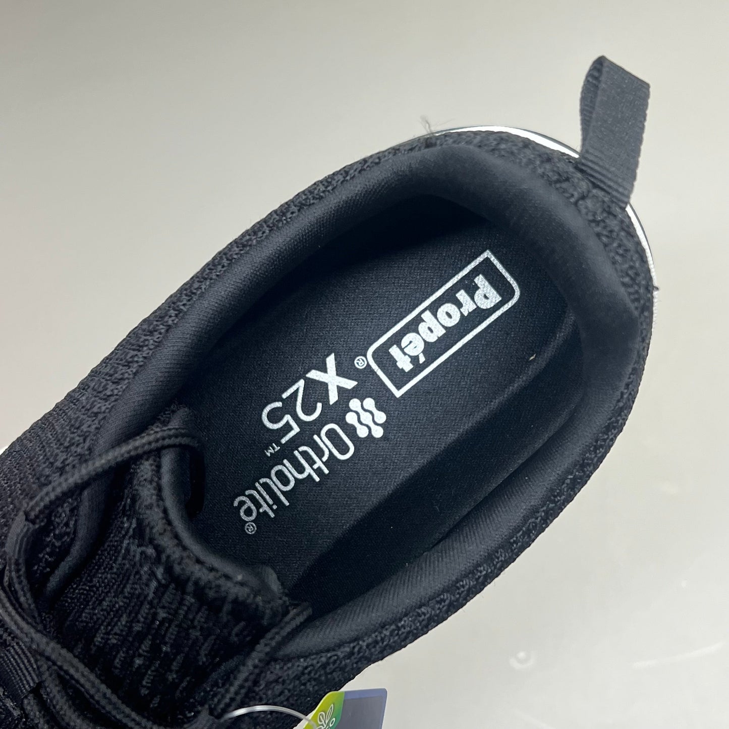 PROPET Tour Knit Sneaker Cushion Insole Women's Sz 9.5 M(B) Black/White WAA112M