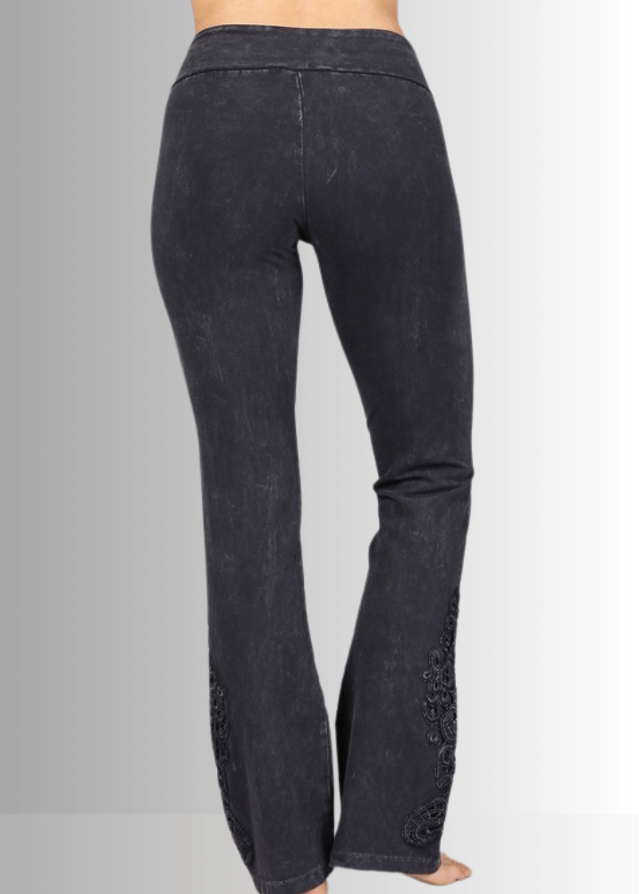 Mineral Washed Bootcut Jeggings Crochet DetaiL