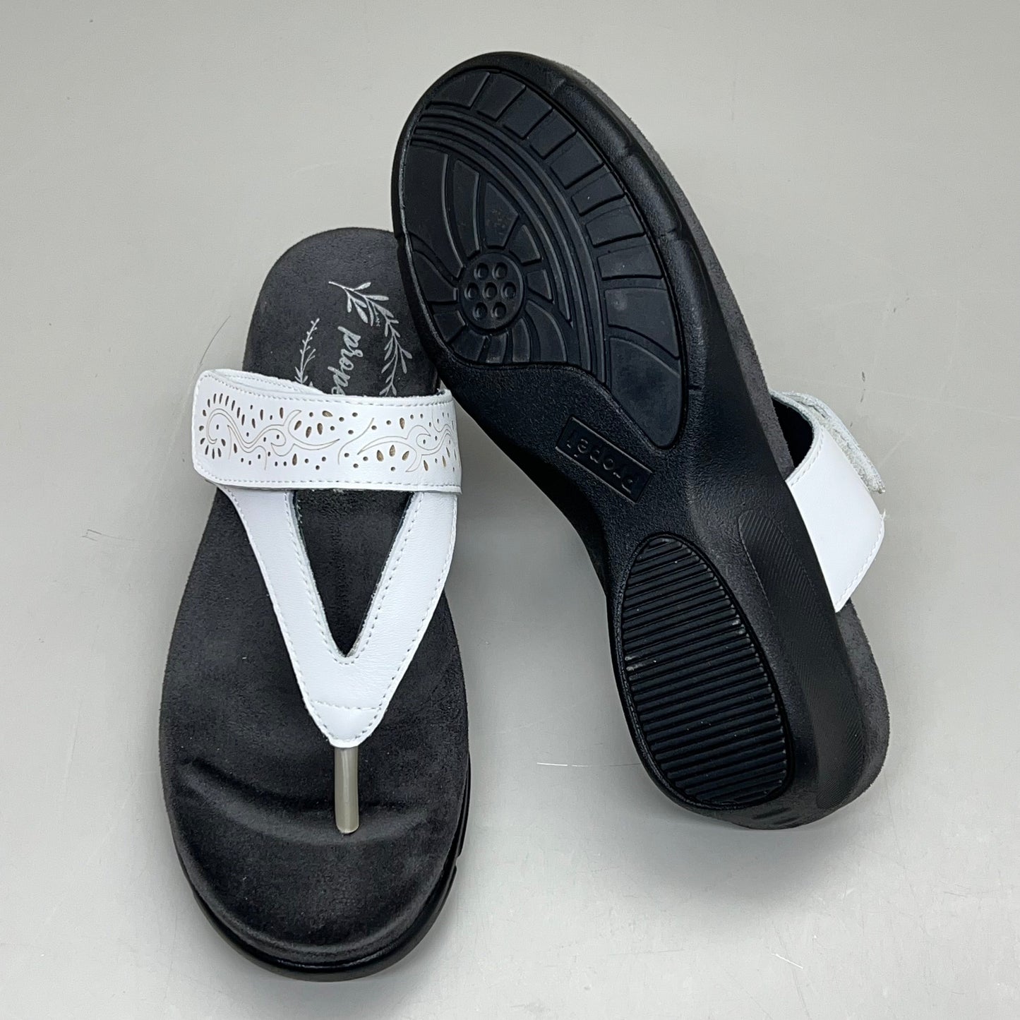 PROPET Wynzie Dressy Adjustable Flip Flop Women's Sz 7.5 XX(4E) White WSX051L