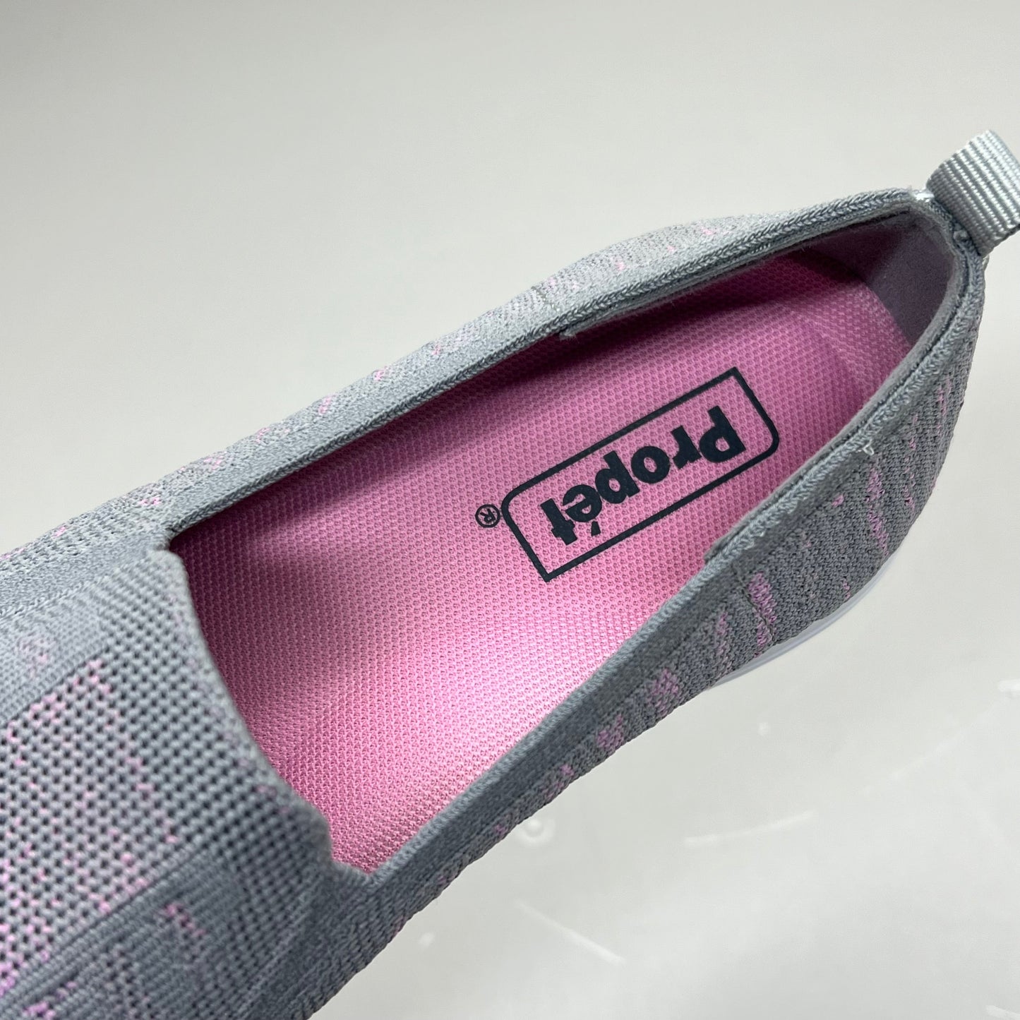 PROPET Travel Fit Slip-On Flexible Shoe Women's Sz 6.5 M(B) Grey/Pink WAT044M