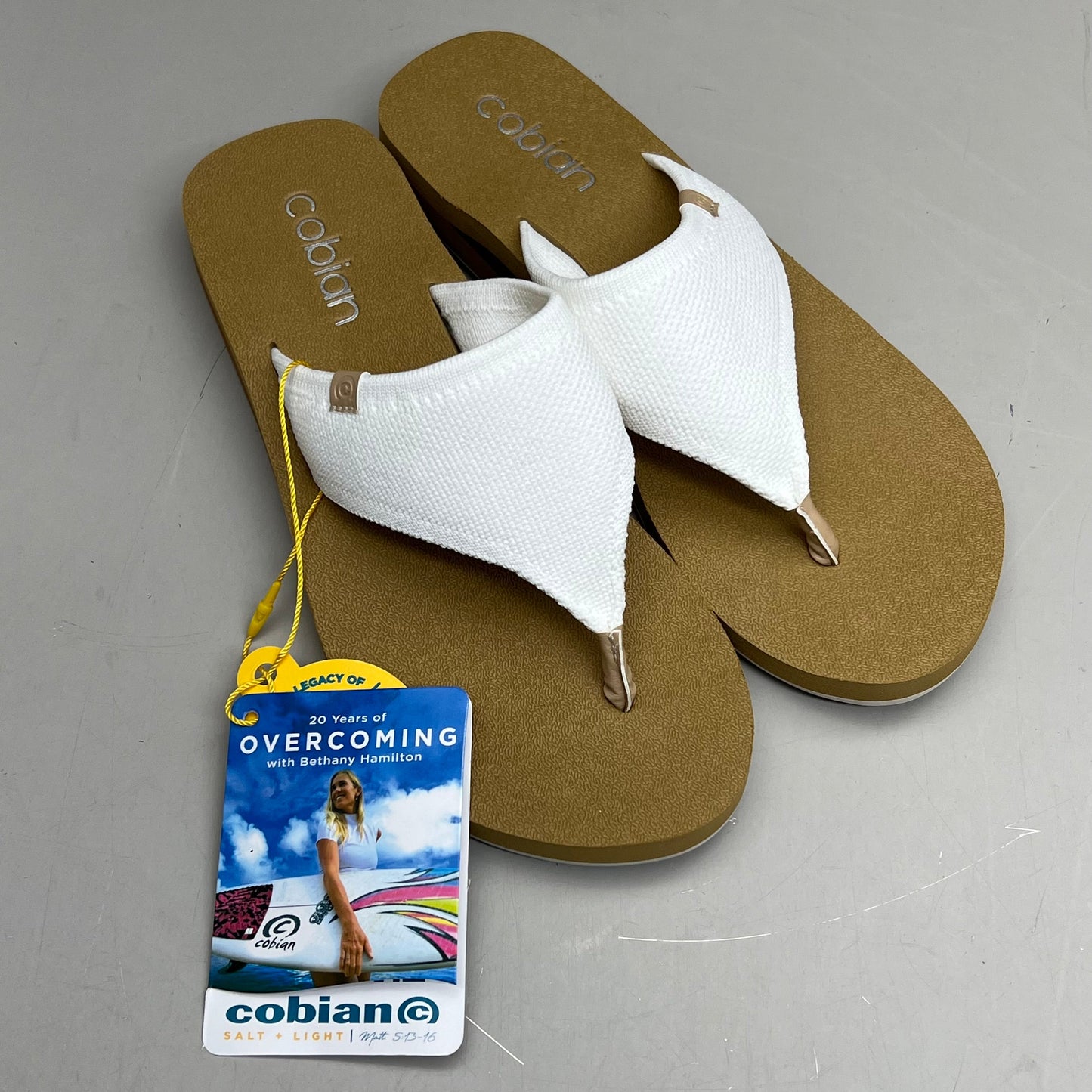 COBIAN Bermuda Bounce Mesh Strap Women's Sz 7 EU 37 Cream BEB24-110-7