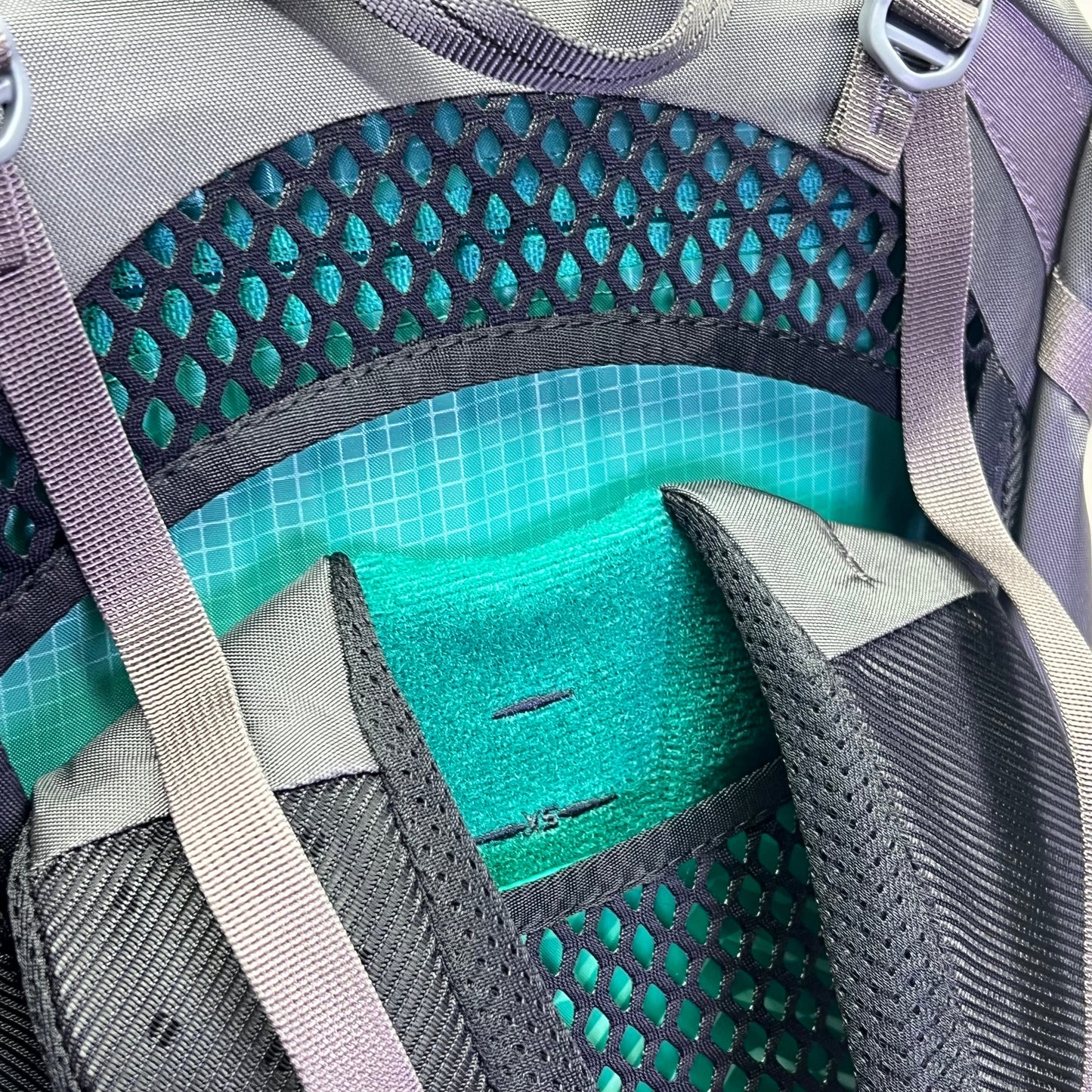 GREGORY Jade 43L Backpack w/ Free Float Suspension Women's XS/SM Mist Grey