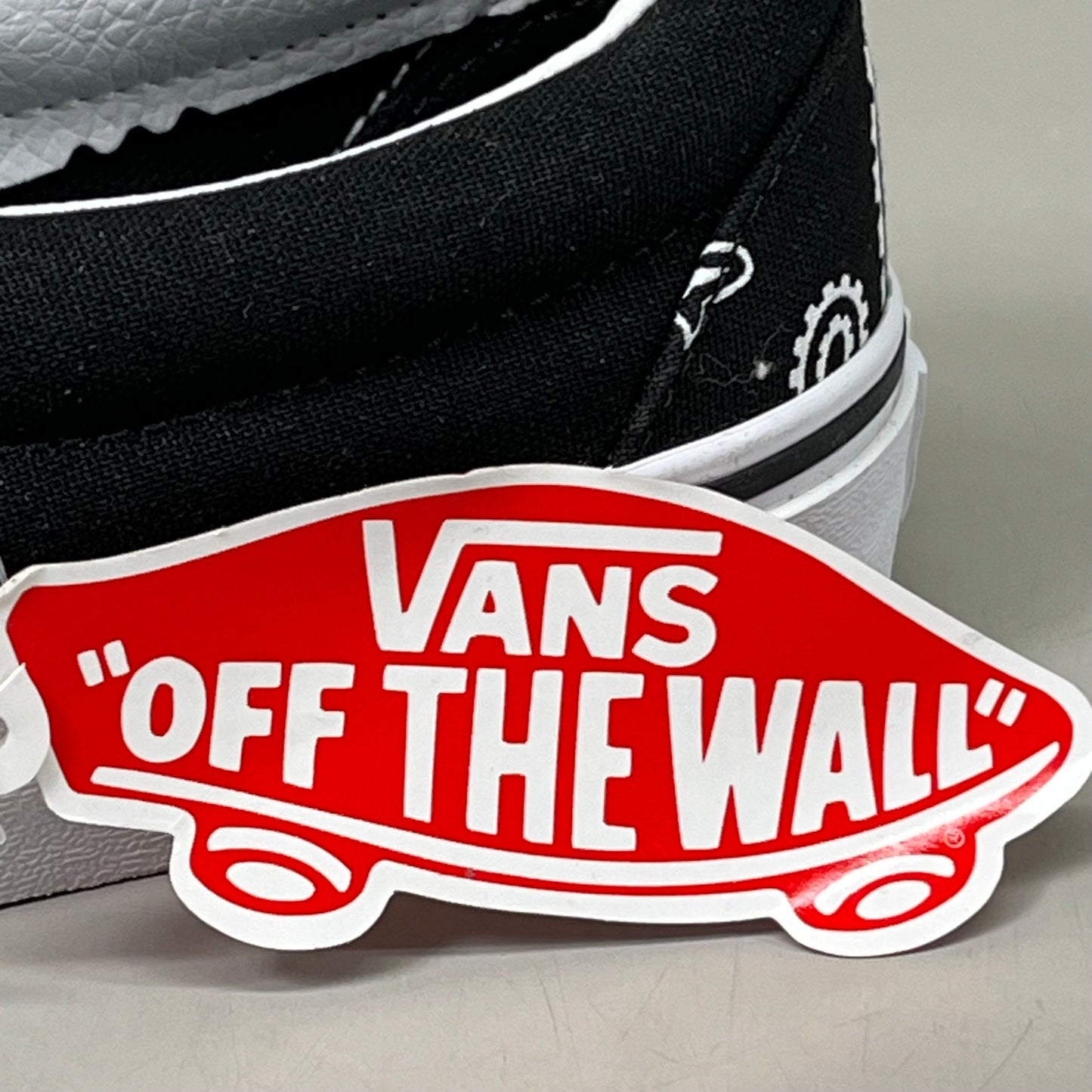 VANS Classic Slip-On Peace Sign Paisley Womens Sz 5.0 Mens Sz 3.5 Black & White