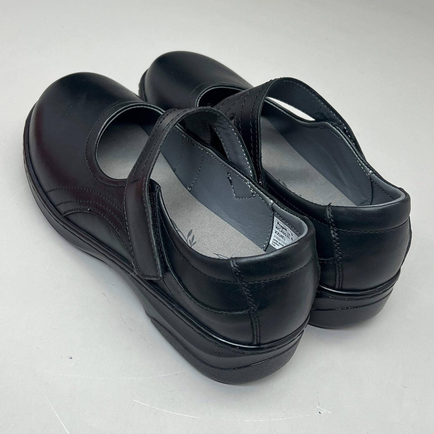 PROPET Golda Mary Jane Adjustable Lightweight Women's Sz 9.5 X(2E) Black WCA053L