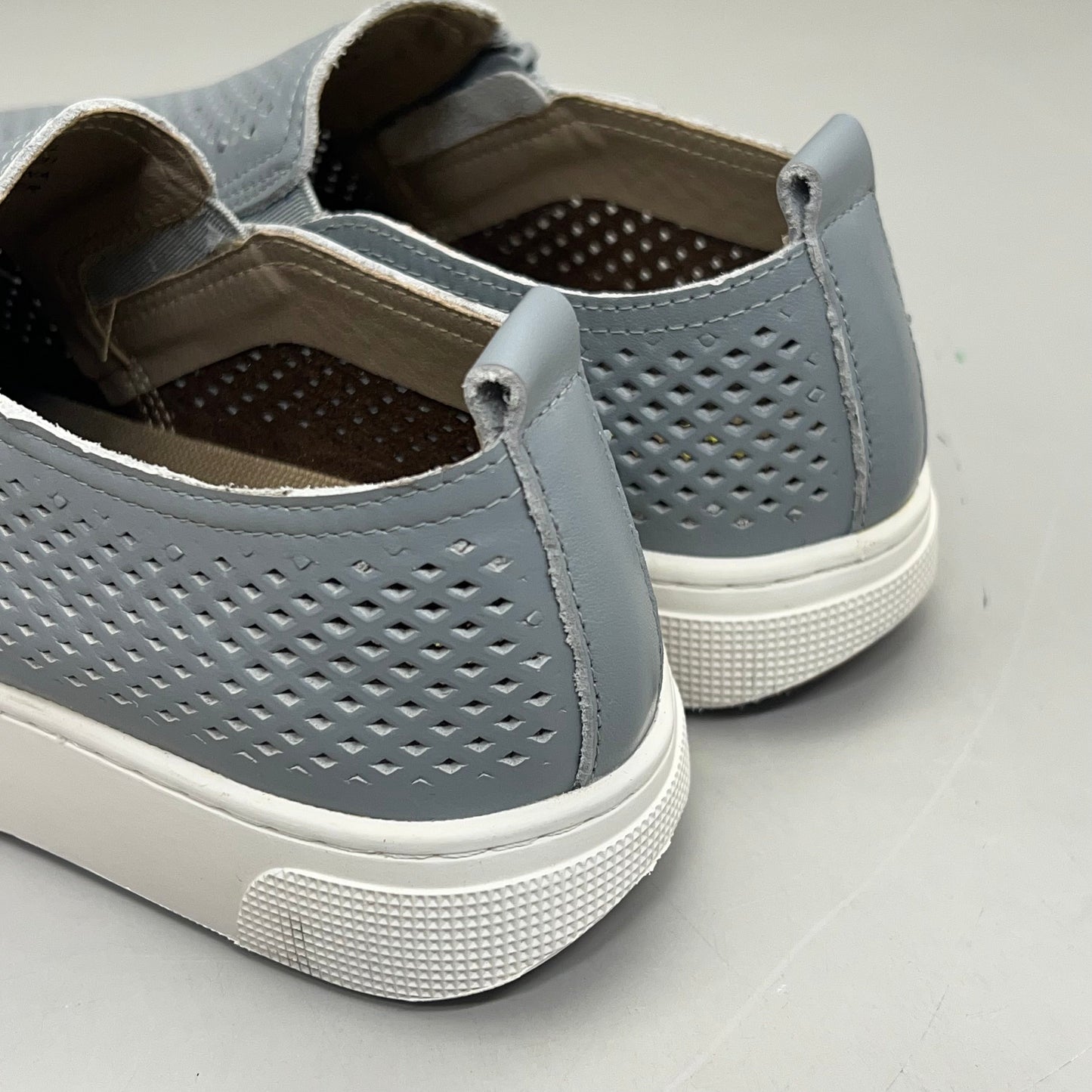 PROPET Kate Side Zip Leather Breathing Open Cell Women's Sz 6 Grey WCX015L