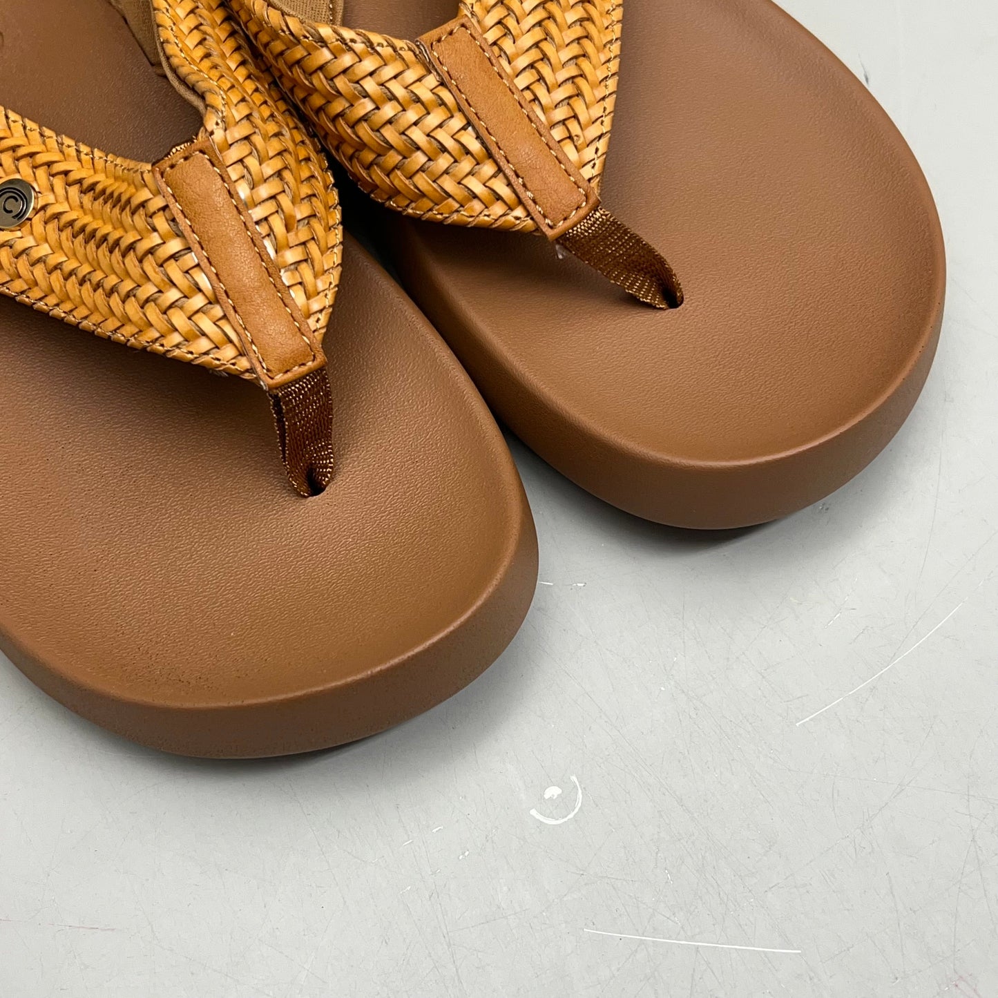 COBIAN Palmilla Braided Synthetic Leather Strap Sandals Women's Sz 6 EU 35.5 Tan PAL25-230-6