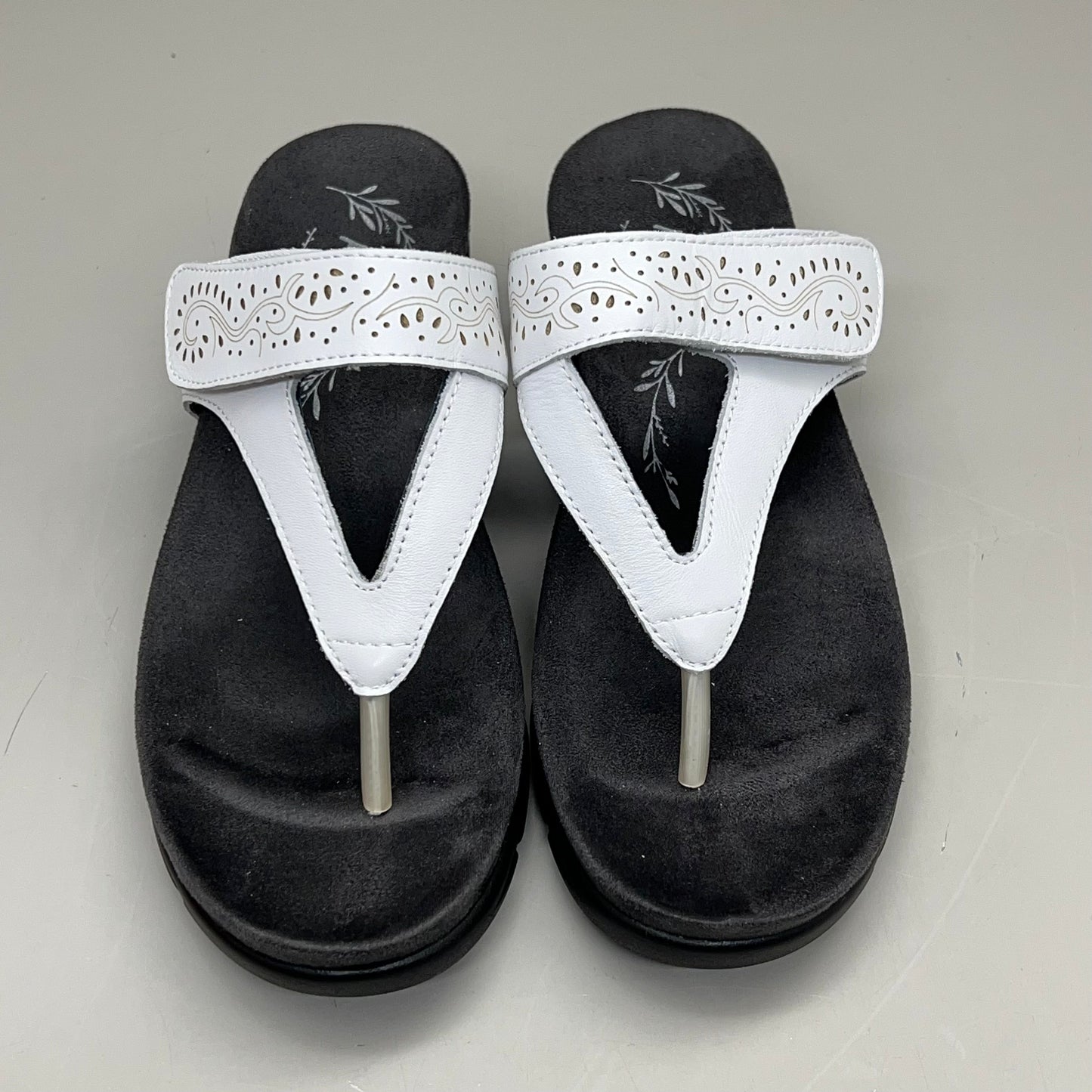 PROPET Wynzie Dressy Adjustable Flip Flop Women's Sz 7.5 XX(4E) White WSX051L