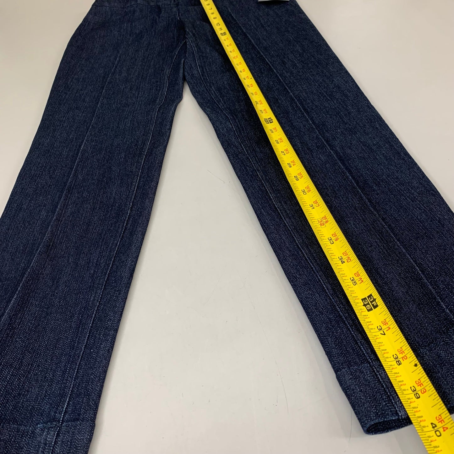 MULTIPLES Narrow Leg Pant Petite Women's Sz 4 Denim M2604P