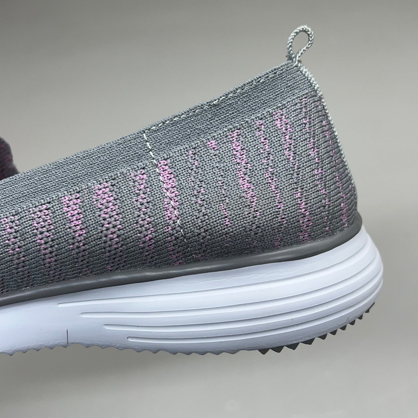 PROPET Travel Fit Slip-On Flexible Shoe Women's Sz 6.5 M(B) Grey/Pink WAT044M