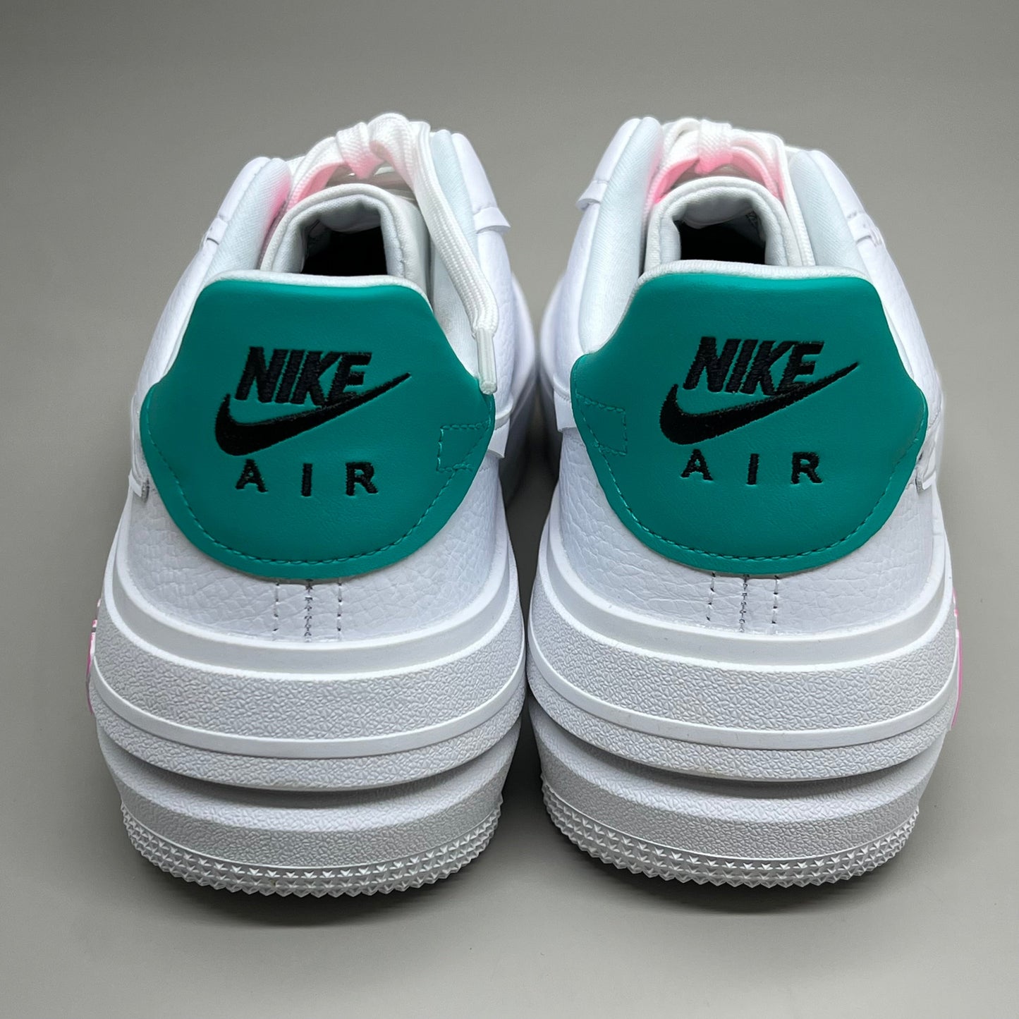 NIKE Air Force 1 PLT.AF.ORM Tapered Toe Sz Women's 8 White/Pink/Blue FN7180-100