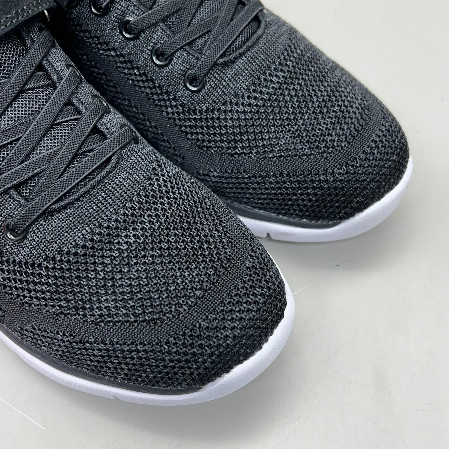 PROPET Stevie Sneaker Elastic Lace No Tie Women's Sz 9.5 M(B) Black WCA093M