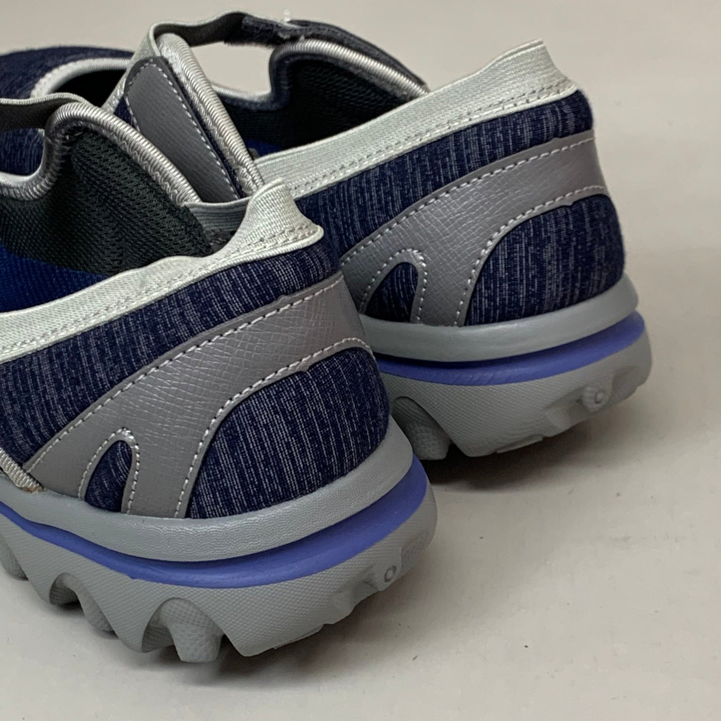 PROPET Onalee Mary Jane Flat Shoes W(D) Women's SZ 8 Blue/Silver WAA003JBLSW-08