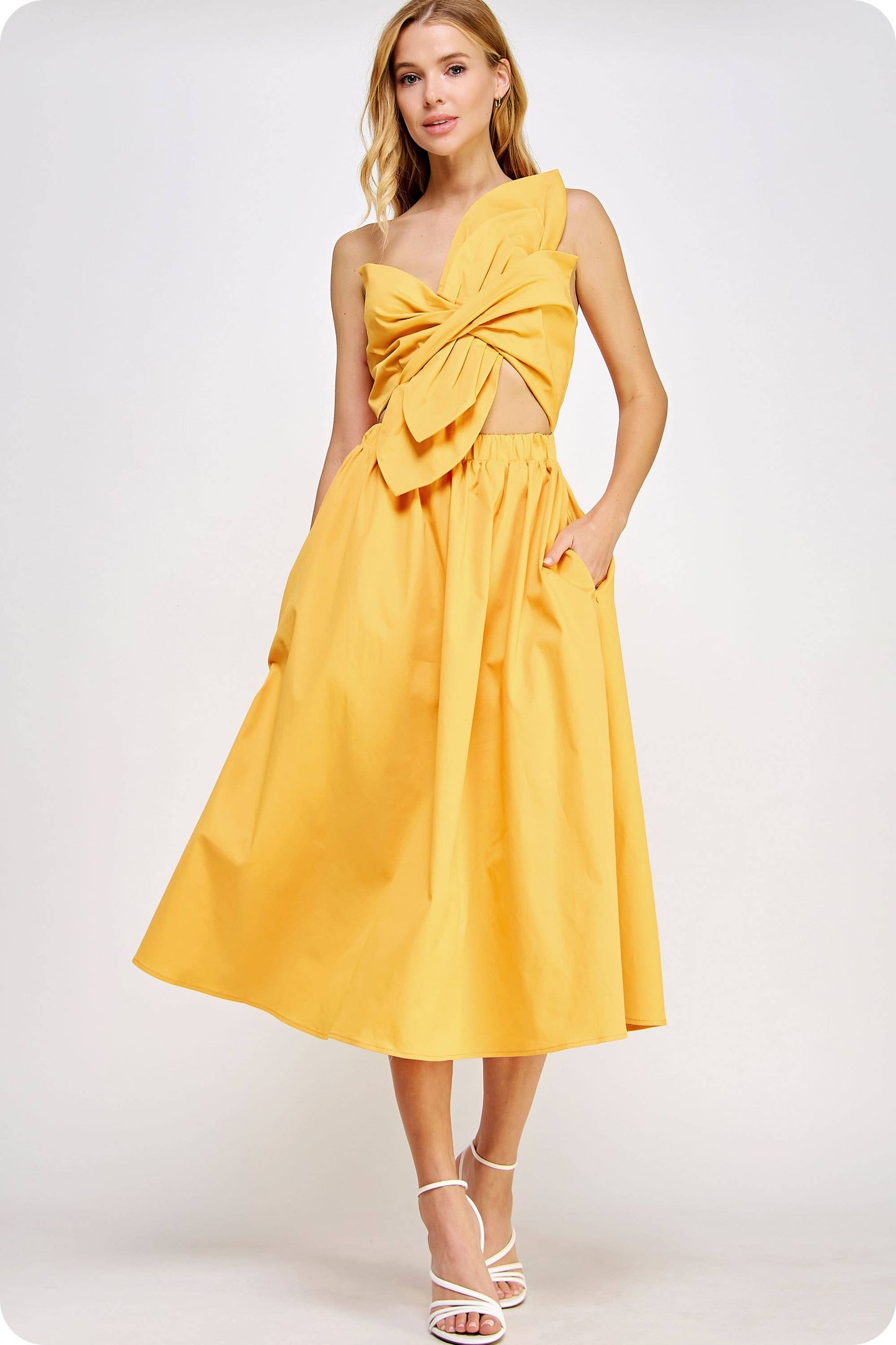 Knotted Bow Dress in color options