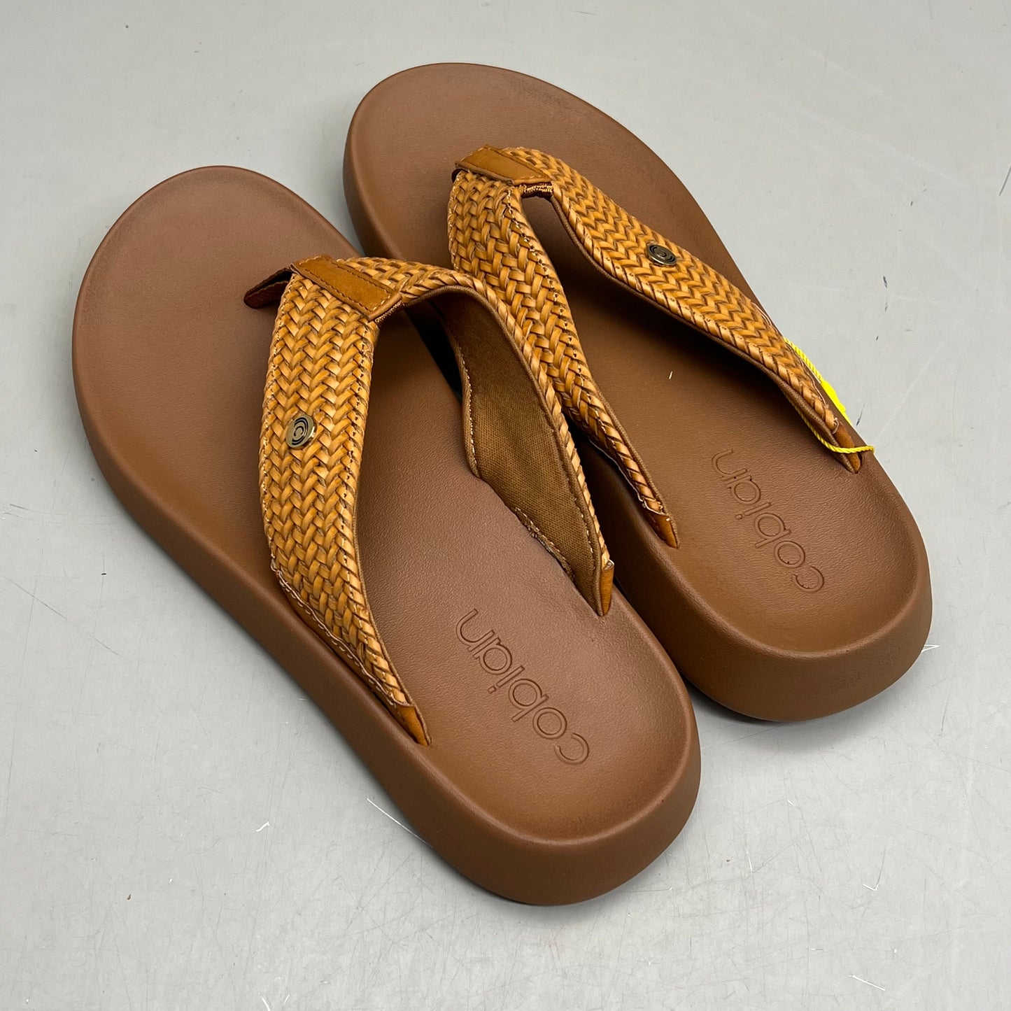 COBIAN Palmilla Braided Synthetic Leather Strap Sandals Women's Sz 6 EU 35.5 Tan PAL25-230-6