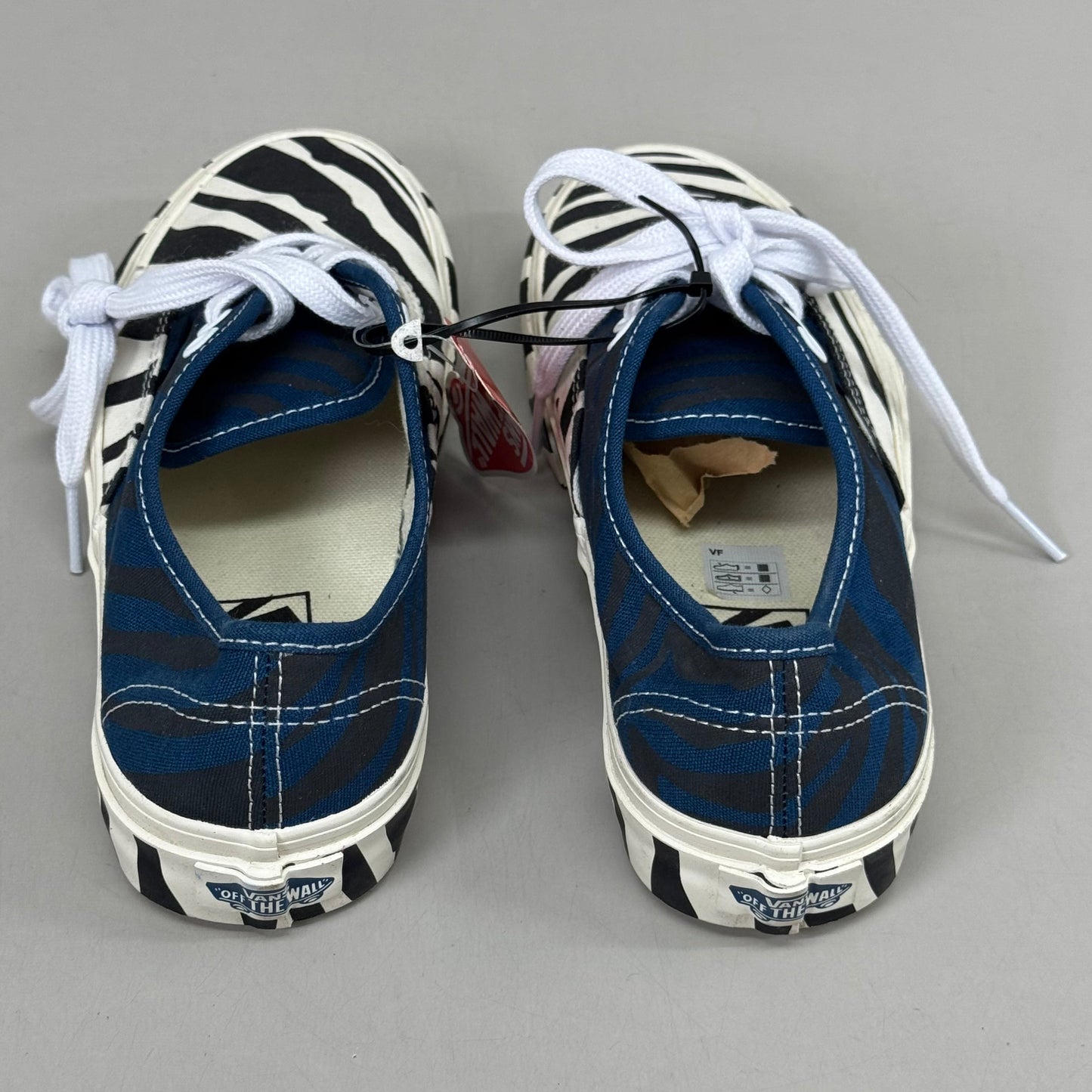VANS Animal Classic Zebra Slip-On Sneakers Women's Sz 5.5 Men's 4.0 Blue/Black