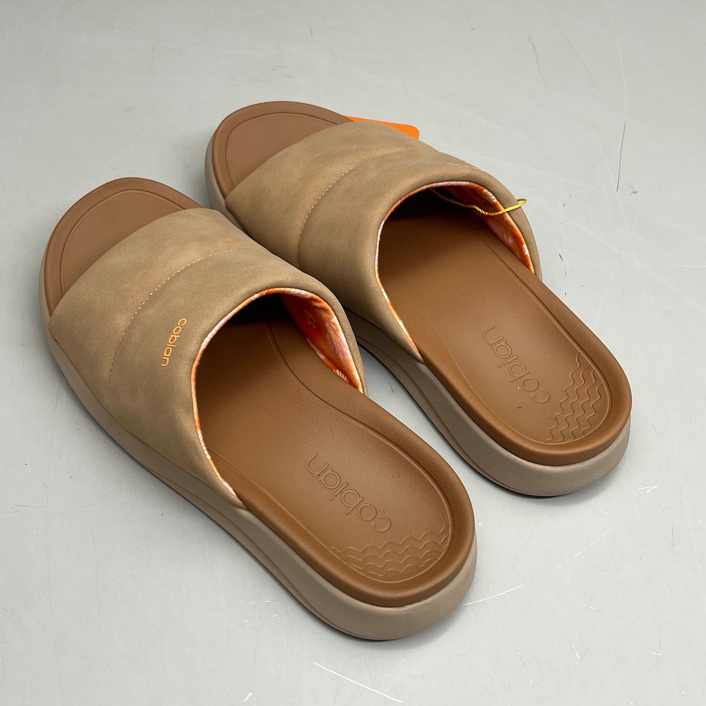 COBIAN Tolula Slide Enhanced Cushion Suede Strap Women's Sz 8 Tan TOL24-230-08