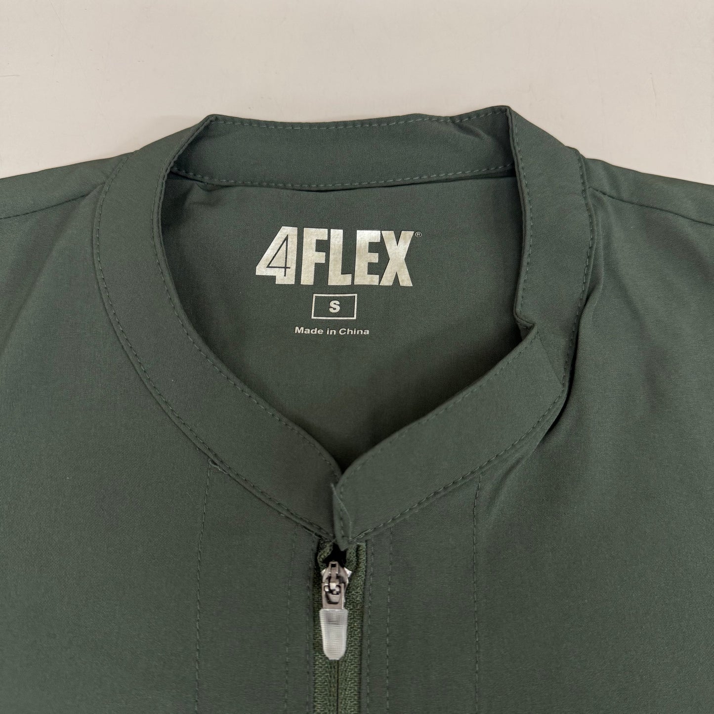 GREEN TOWN 4 Flex Scrubs Jumpsuit Cinch In Waist Women's Sz S Olive GFX-023AST