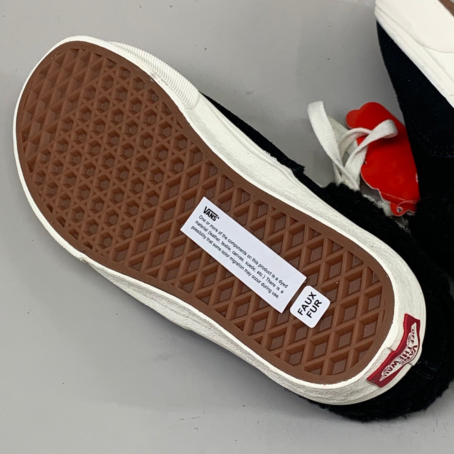 VANS Authentic Sherpa Cozy Hug Shoes Men's SZ 4 Women's SZ 5.5 Black/White