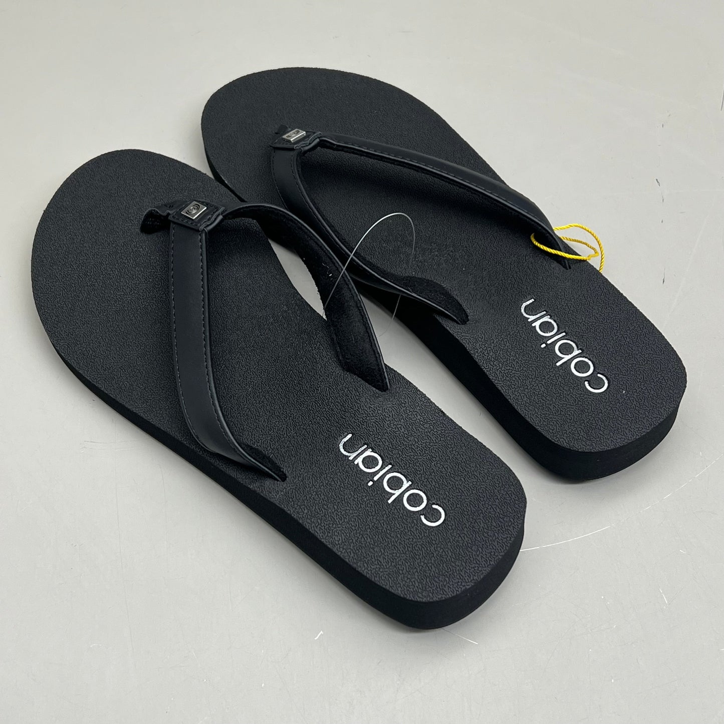 COBIAN Skinny Bounce Comfortable Synthetic Strap Women's Sz 8 Black SKI25-001-08