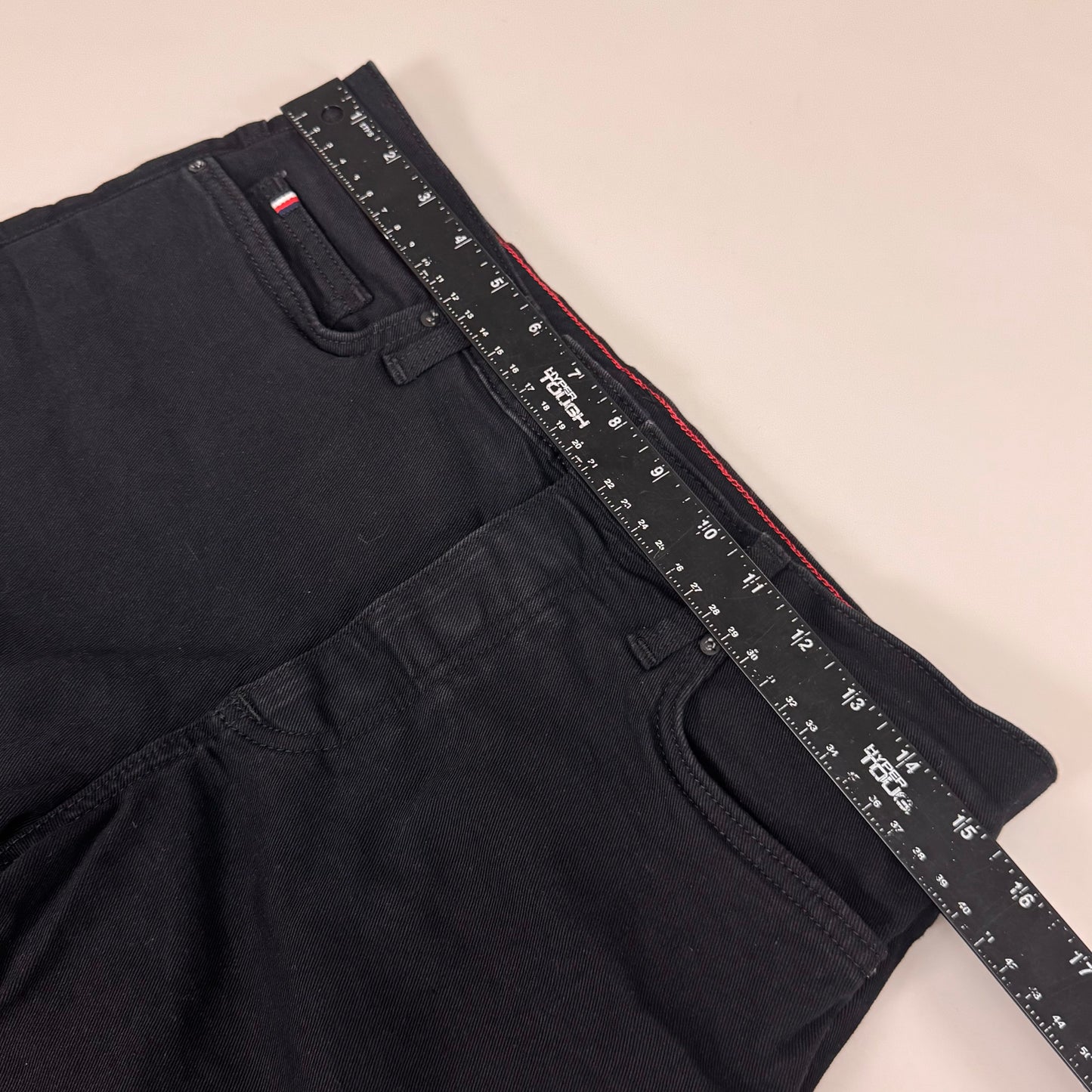 TOMMY HILFIGER JEANS Slim Bermuda Shorts Women's SZ 10 Waist 30 Black Magnet / Velcro Fly