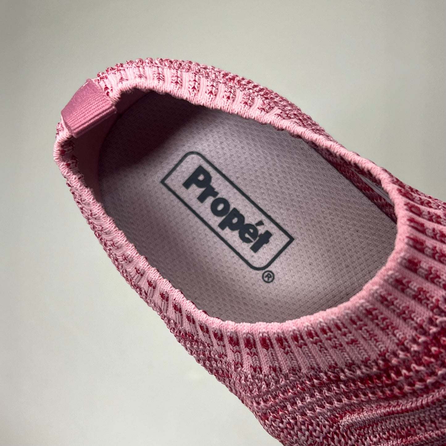 PROPET Travel Activ Avid Knit Shoe Women's Sz 8.5 X WIDE (2E) Pink/Red WAT064M