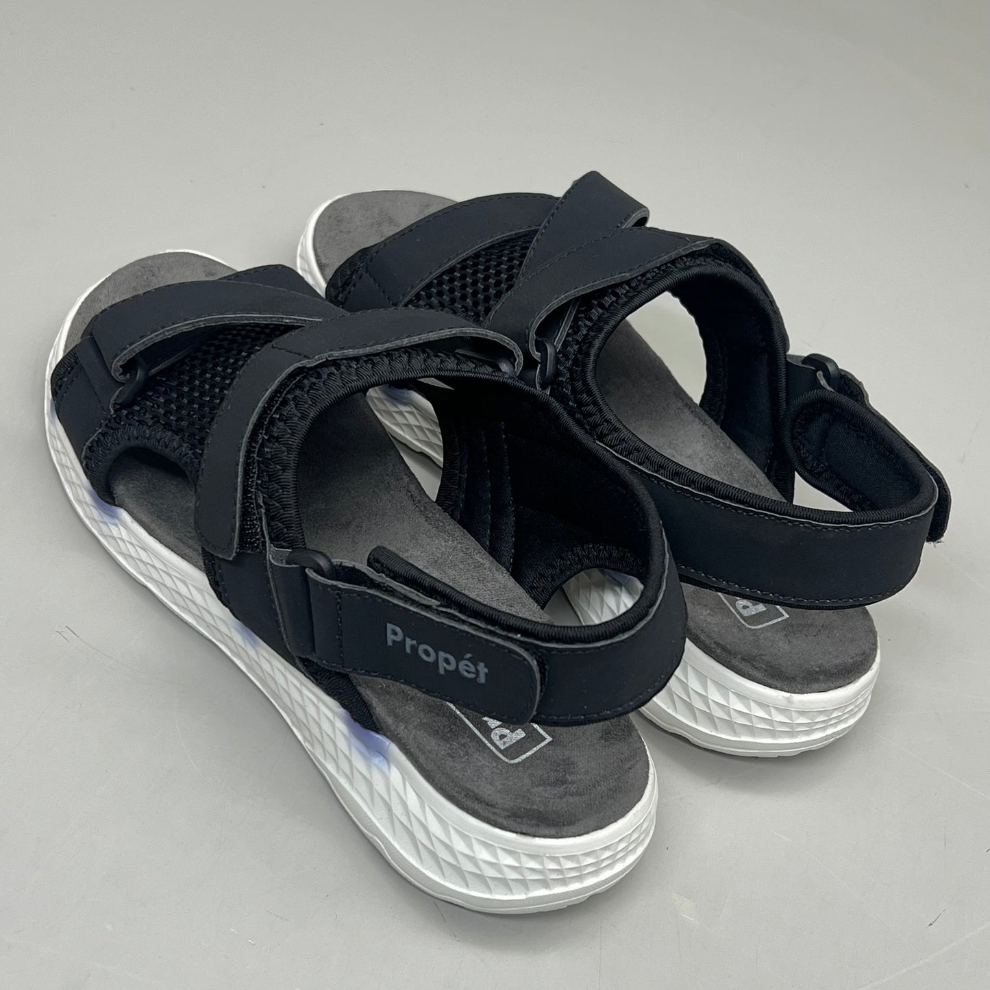 PROPET Travel Activ Sport Lightweight Women's Sz 9 M(B) Black/White As-is WST013P