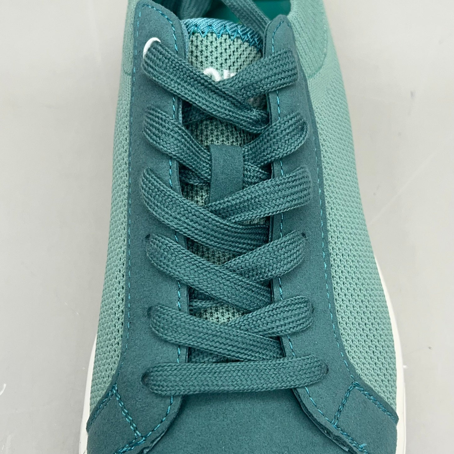 PROPET Kenna Breathable Open Cell Rubber Outsole Women Sz 9.5 X(2E) Jade Mint WCA042M