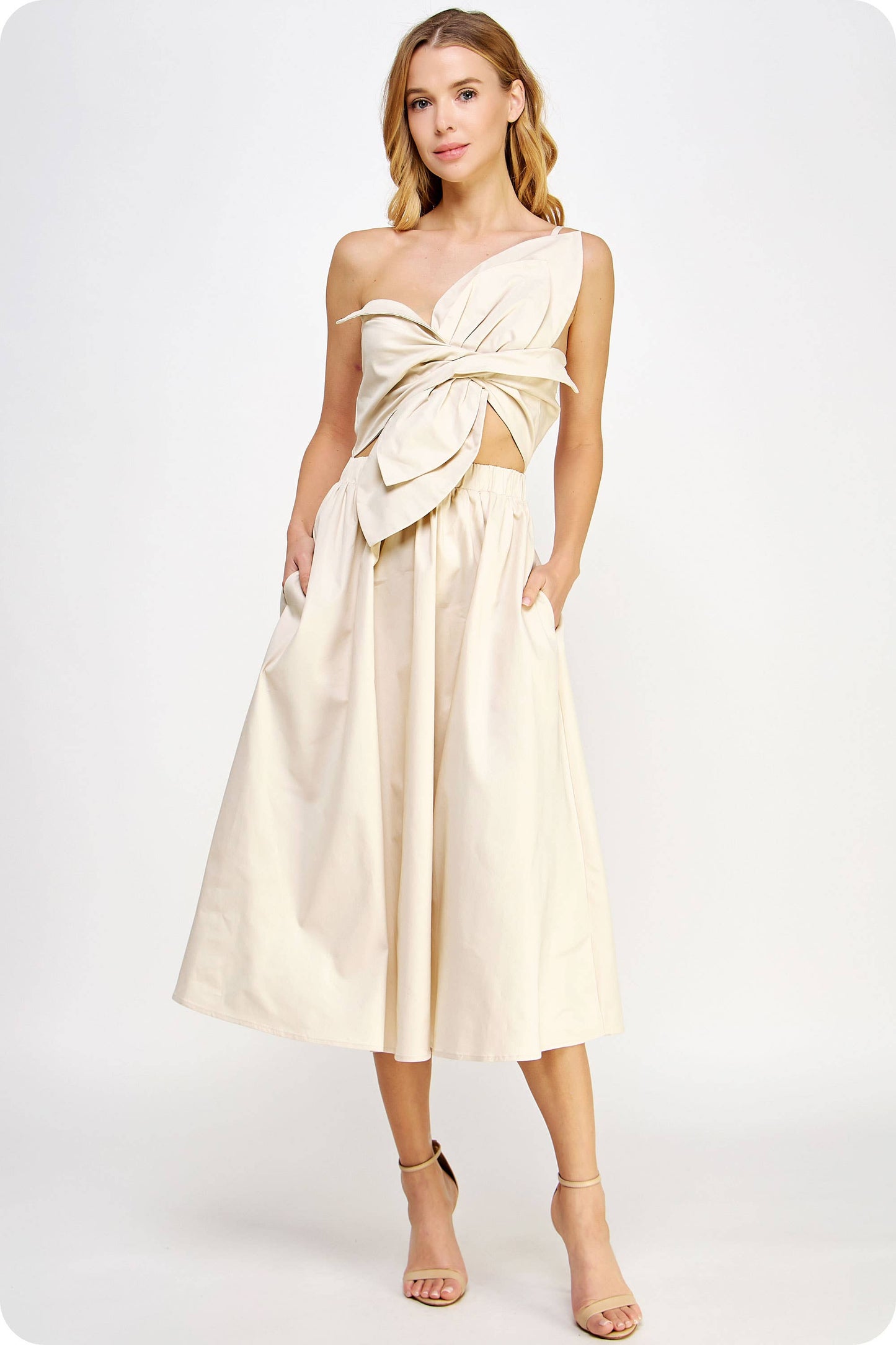 Knotted Bow Dress in color options