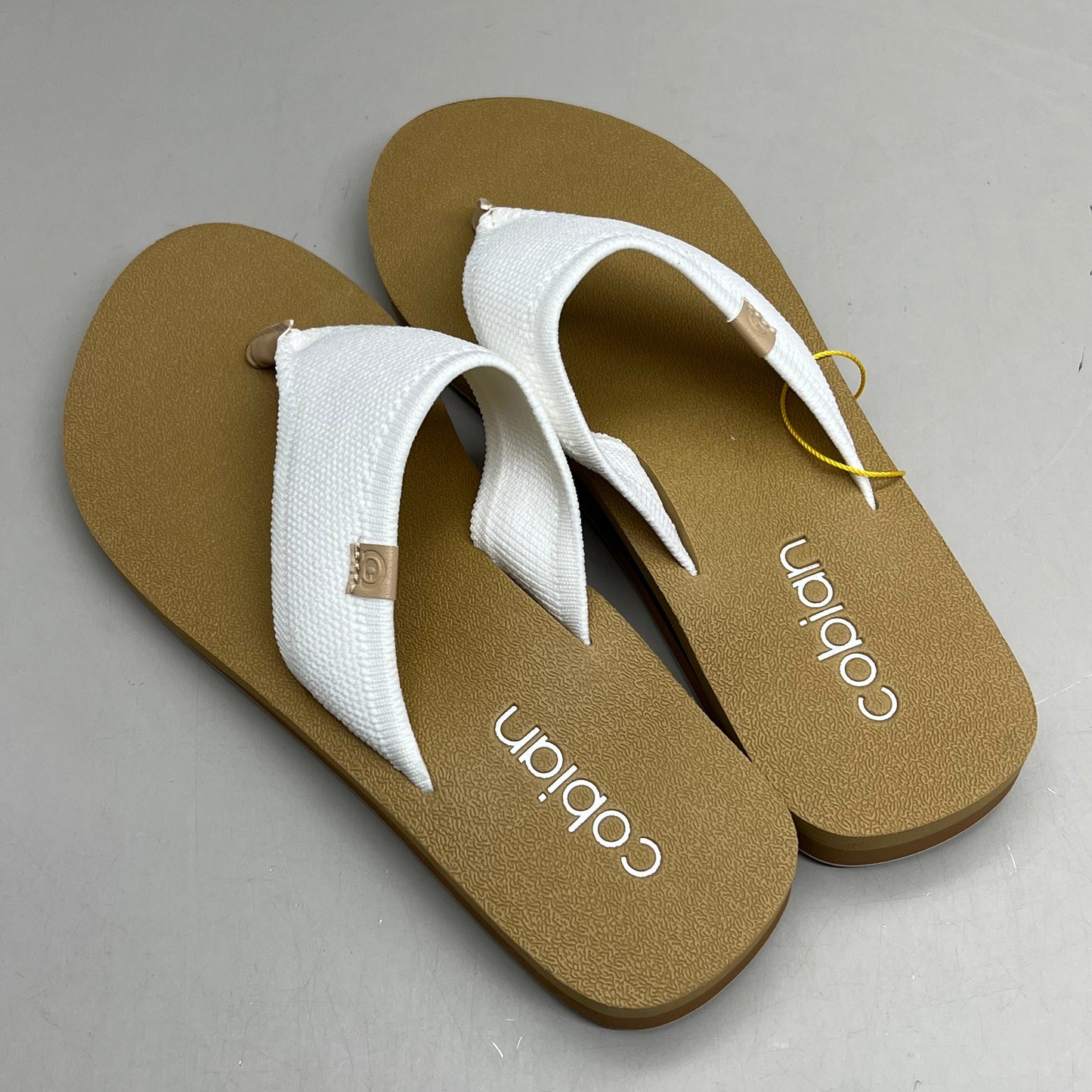 COBIAN Bermuda Bounce Mesh Strap Women's Sz 7 EU 37 Cream BEB24-110-7