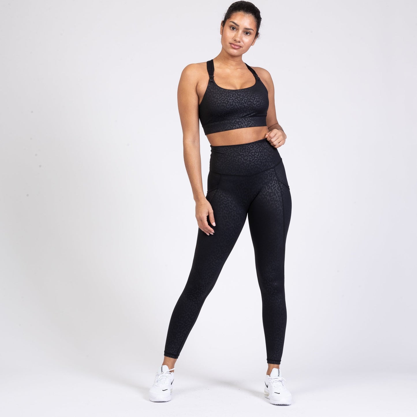 Chloé 3 Running Nursing Sports Bra (Black Cheetah)