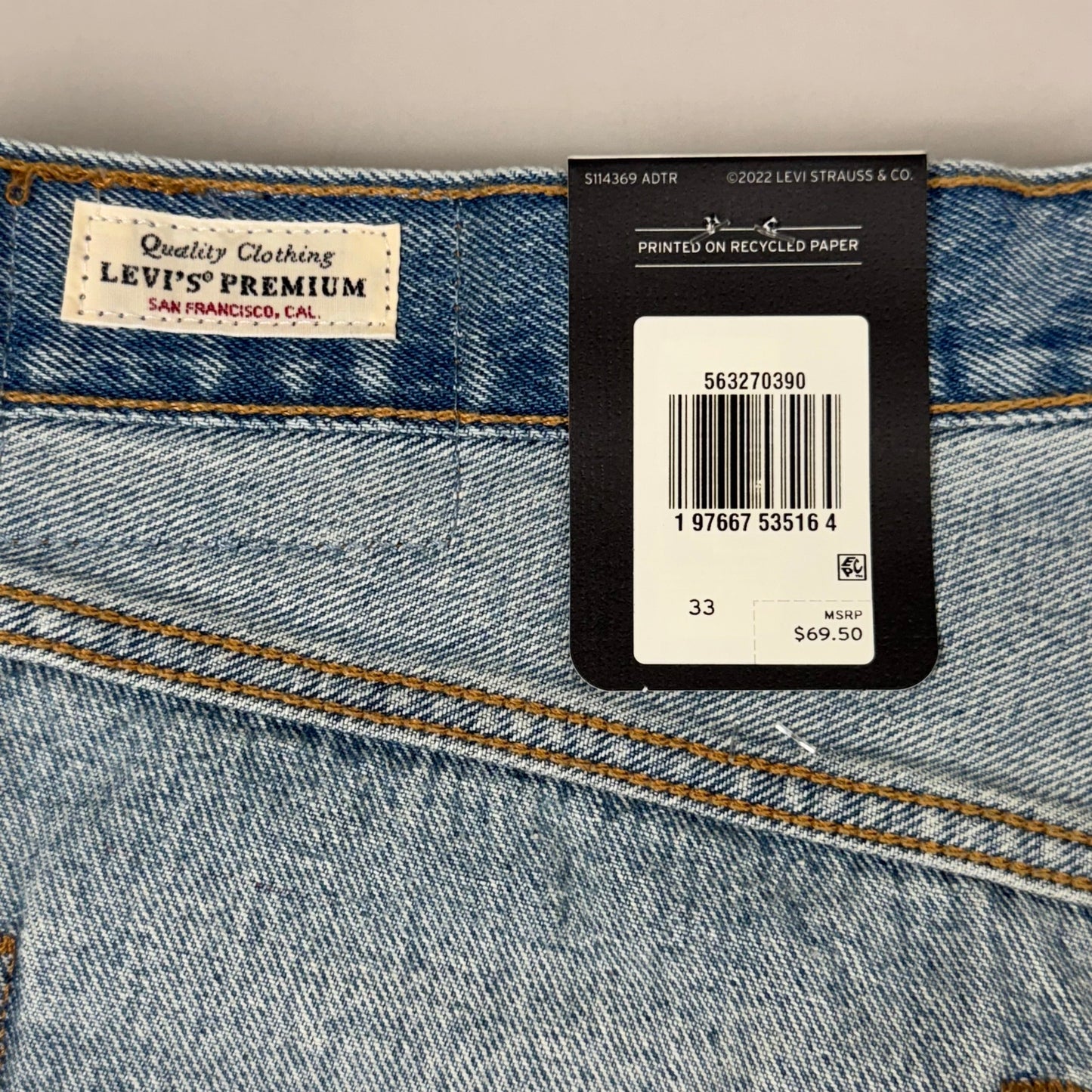 LEVIS 501 Original Fit High Rise Shorts Women's Sz 33 Vague Finish Medium Wash