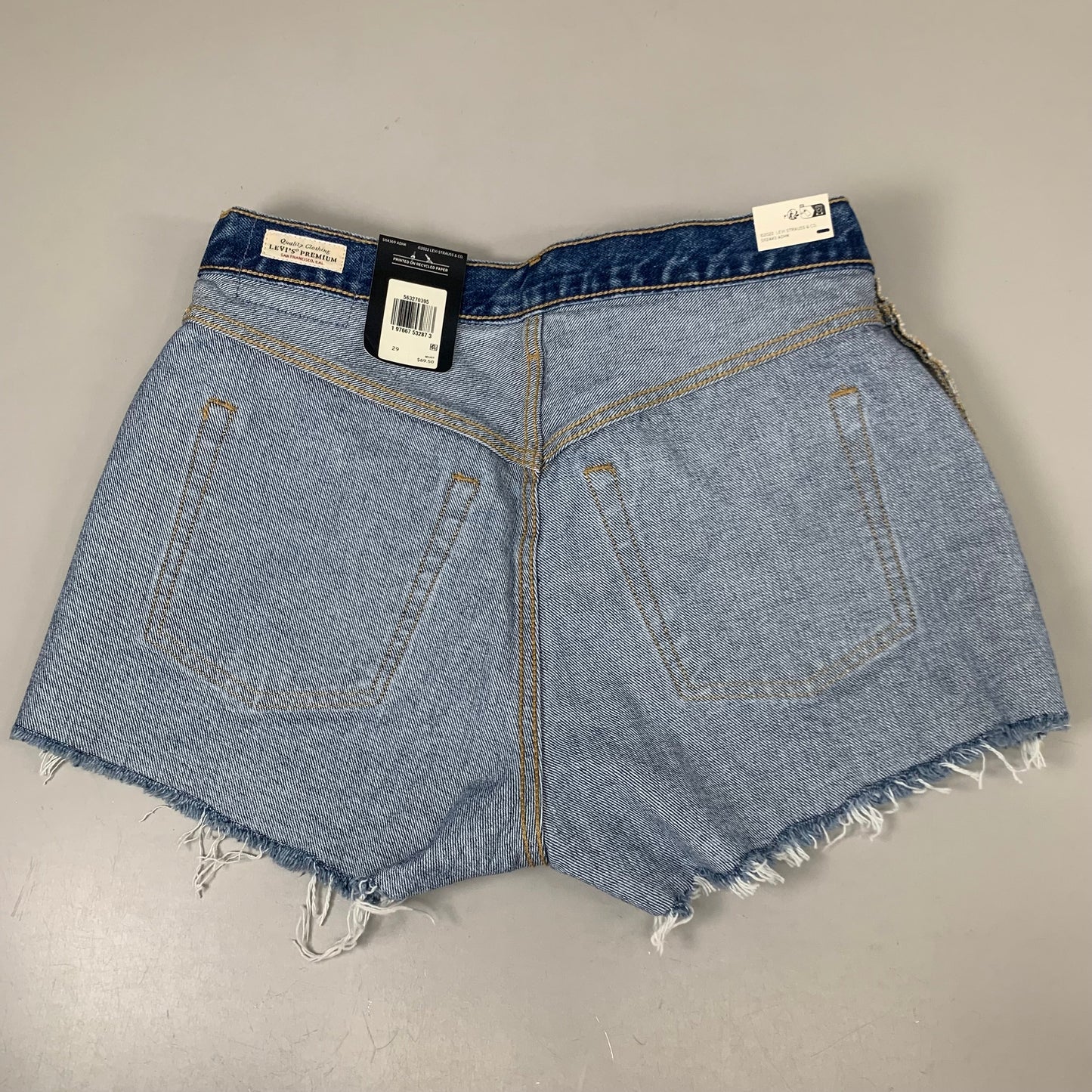 LEVIS 501 Original Fit High Rise Shorts Medium Wash Women's Sz 29 Mega Vibe Blue