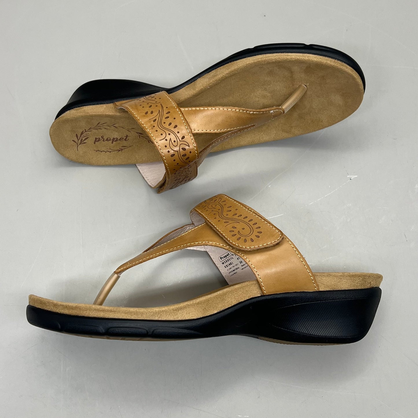 PROPET Wynzie Dressy Adjustable Flip Flop Women's Sz 8 XX(4E) Tan WSX051L