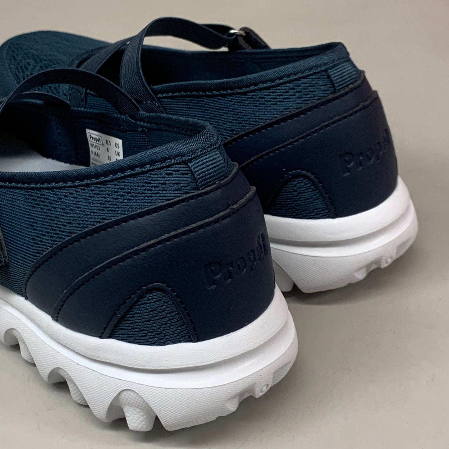 PROPET Travelactiv Mary Jane N(AA) Women's SZ 8.5 Navy W5103NVYN-08H
