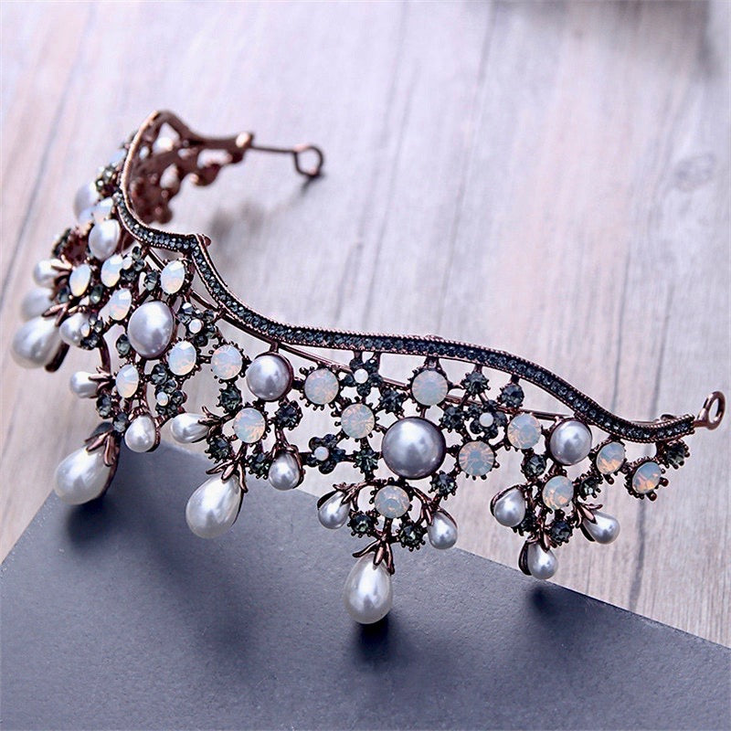 "Sadarah" - Baroque Vintage Bridal Tiara