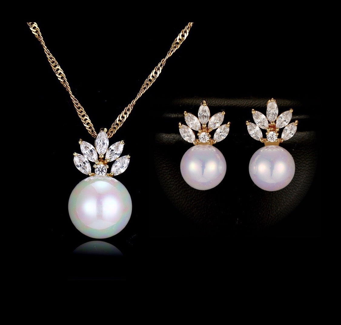 Catherine - Pearl and Cubic Zirconia Bridal Earrings