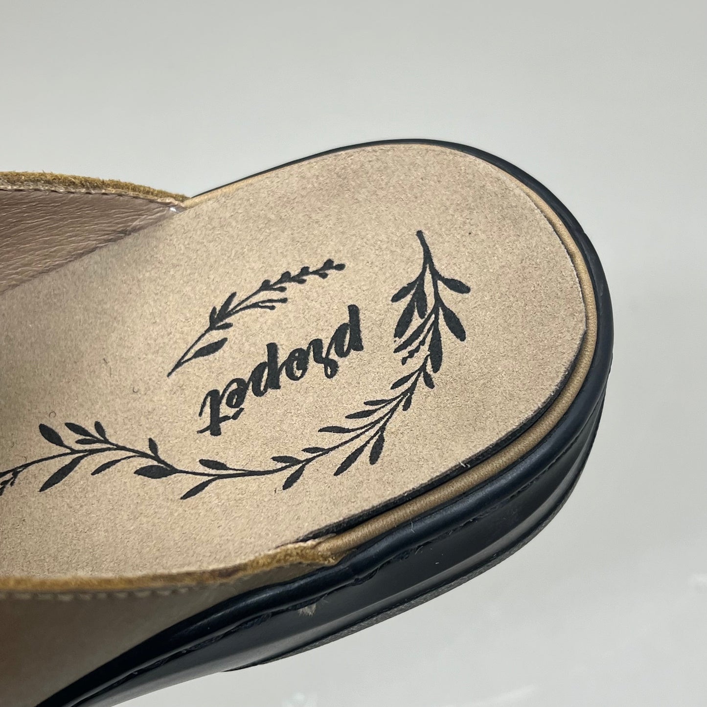 PROPET Gertie Supportive Sandal Orthotic Women's Sz 10 Width W(D) Beige WSO041L