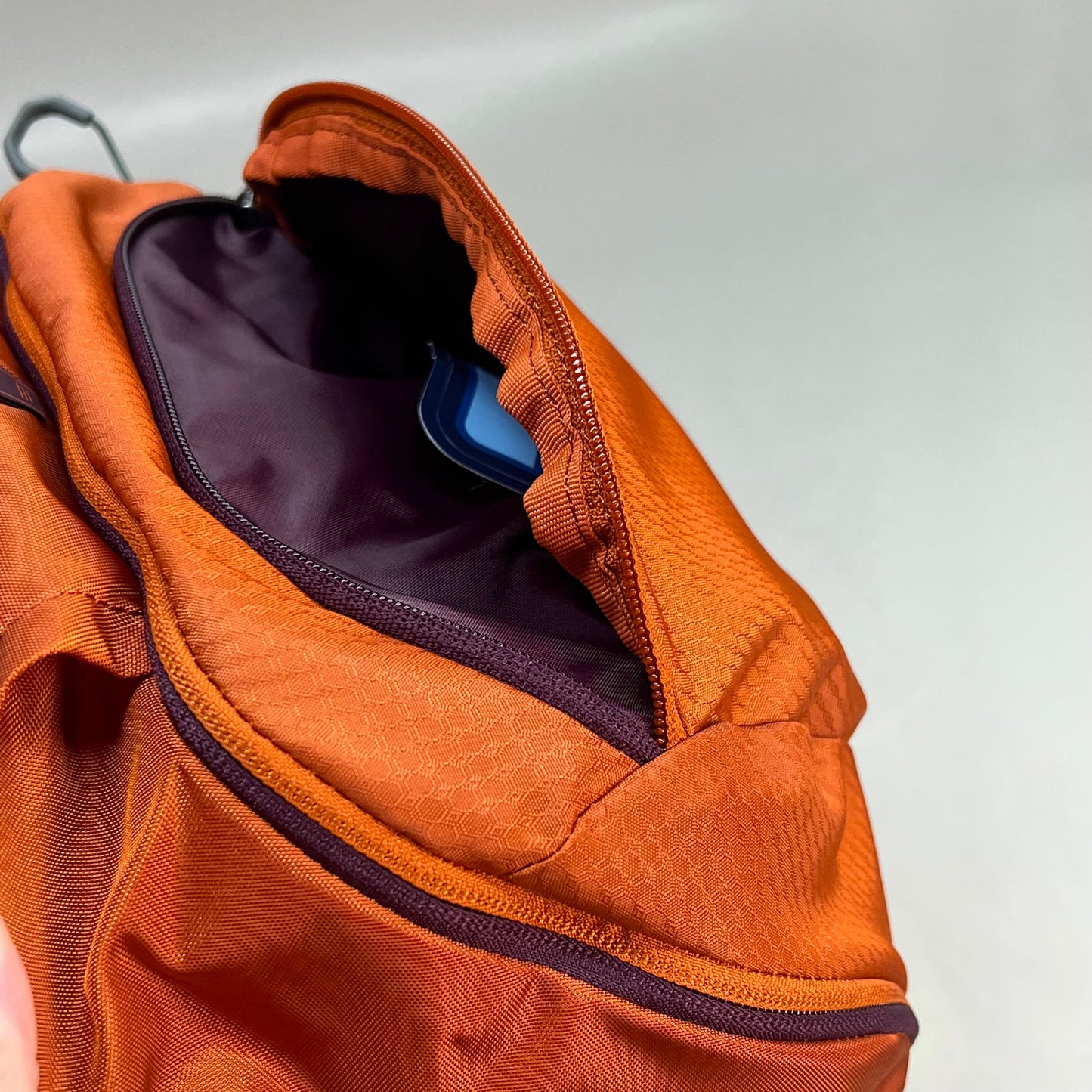 GREGORY Jade 28L Backpack Adjustable Torso Women's XS/SM 2/3lbs Moab Orange