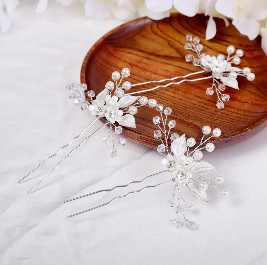 Betty - Ceramic Flowers and Pearls Bridal Hair Pin