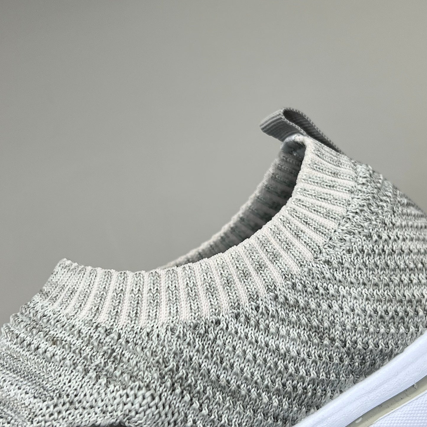 PROPET Travel Activ Avid Knit Shoe Women's Sz 9.5 Width M(B) Light Grey WAT064M