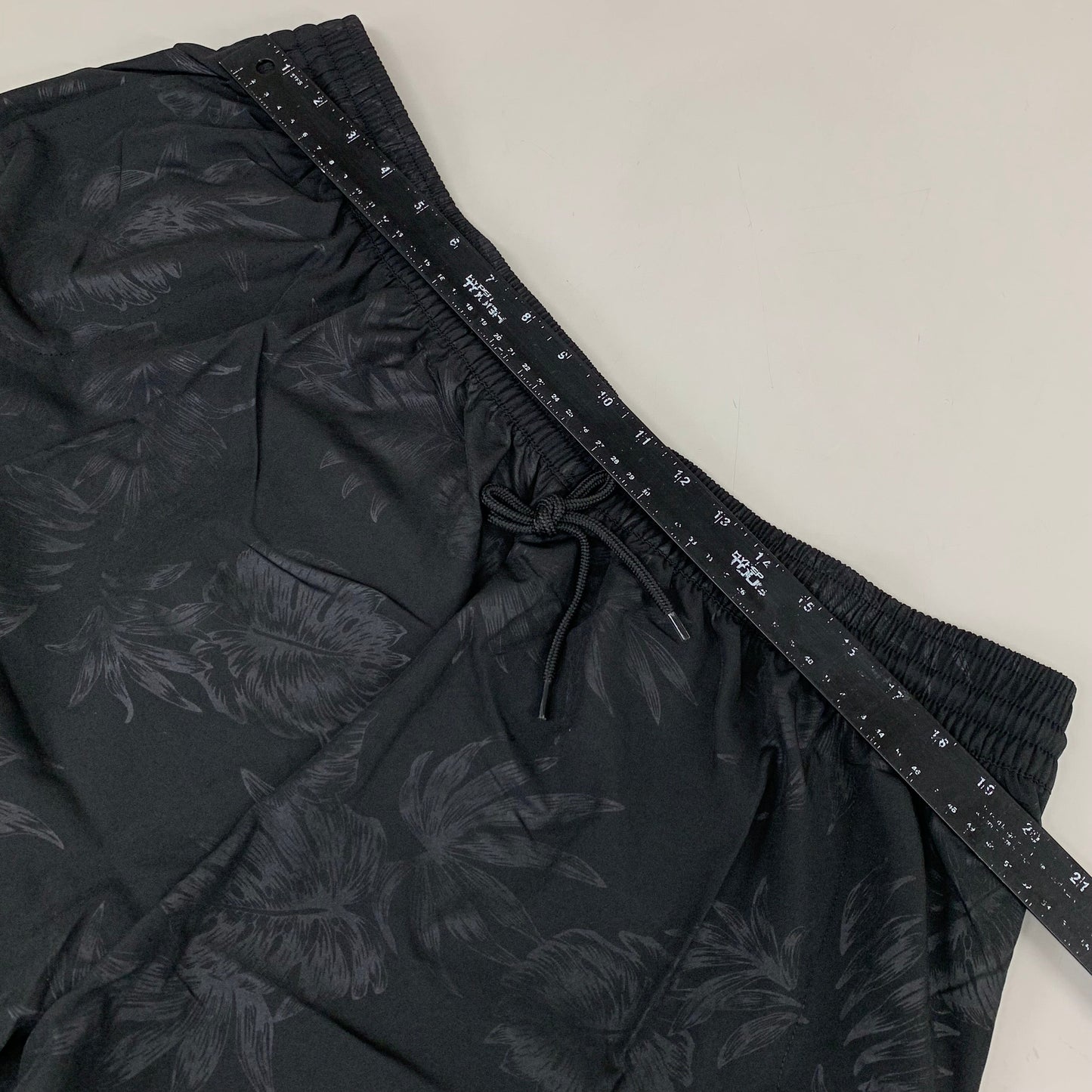 RAYA SUN Stretch Swim Style Shorts W/ Flower Design Women's 3X Black/Gray